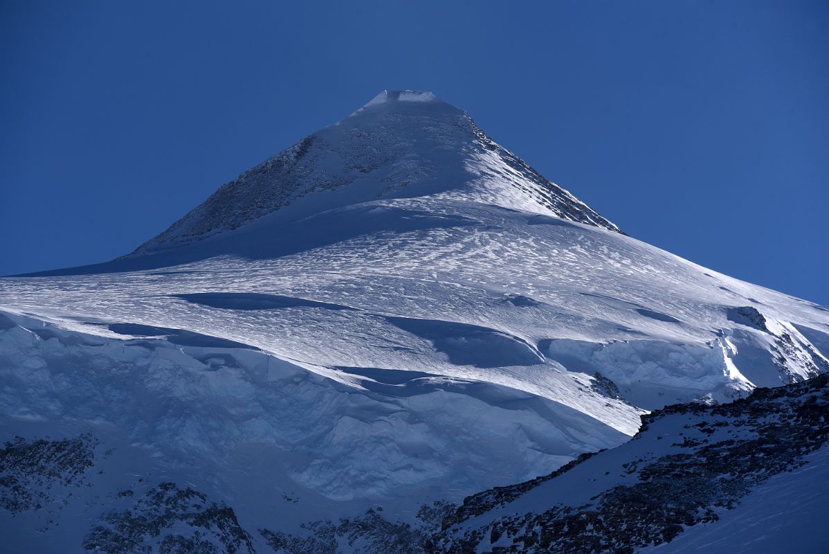 03F Mount Shinn Close Up Morning From Mount Vinson Low Camp